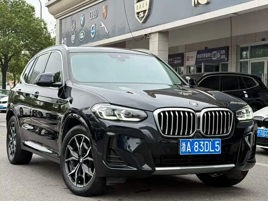 BMW X3 — фото 9