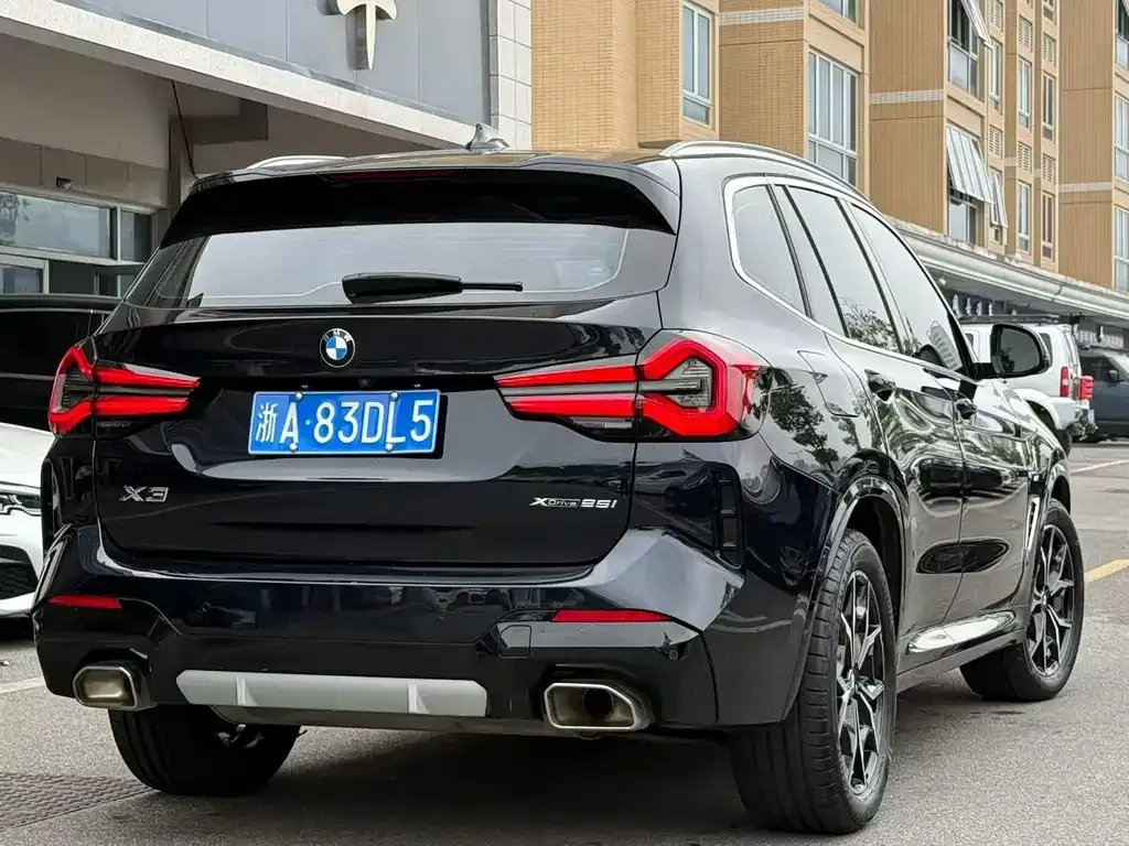 BMW X3 — фото 8