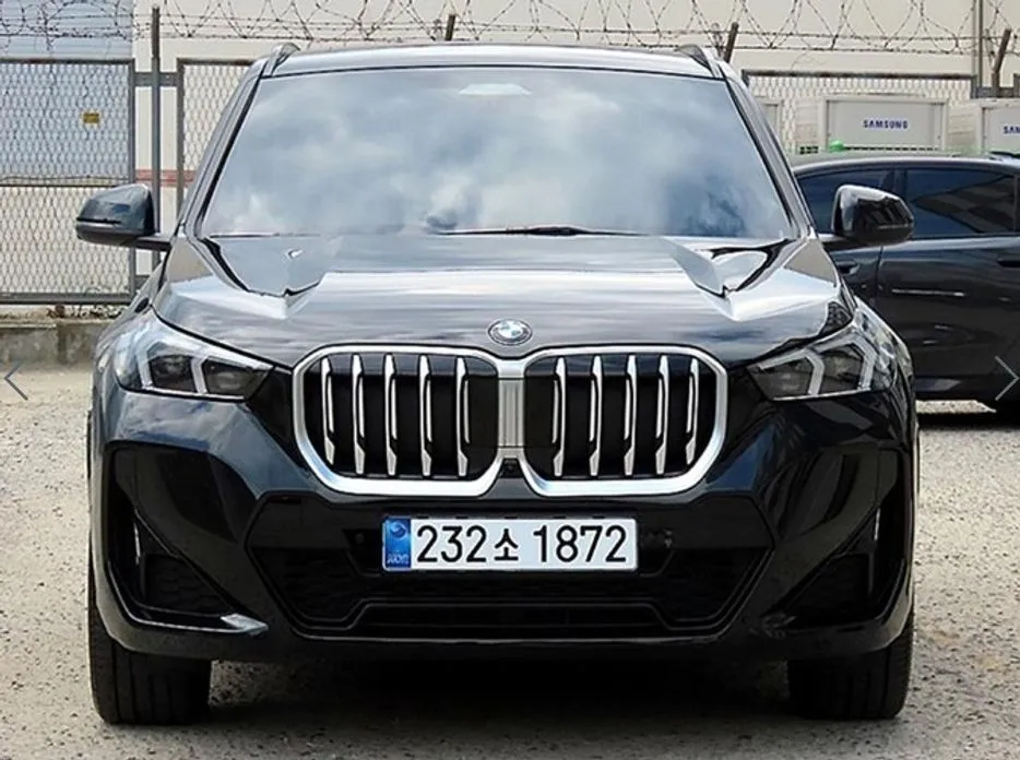 BMW X1 — фото 1