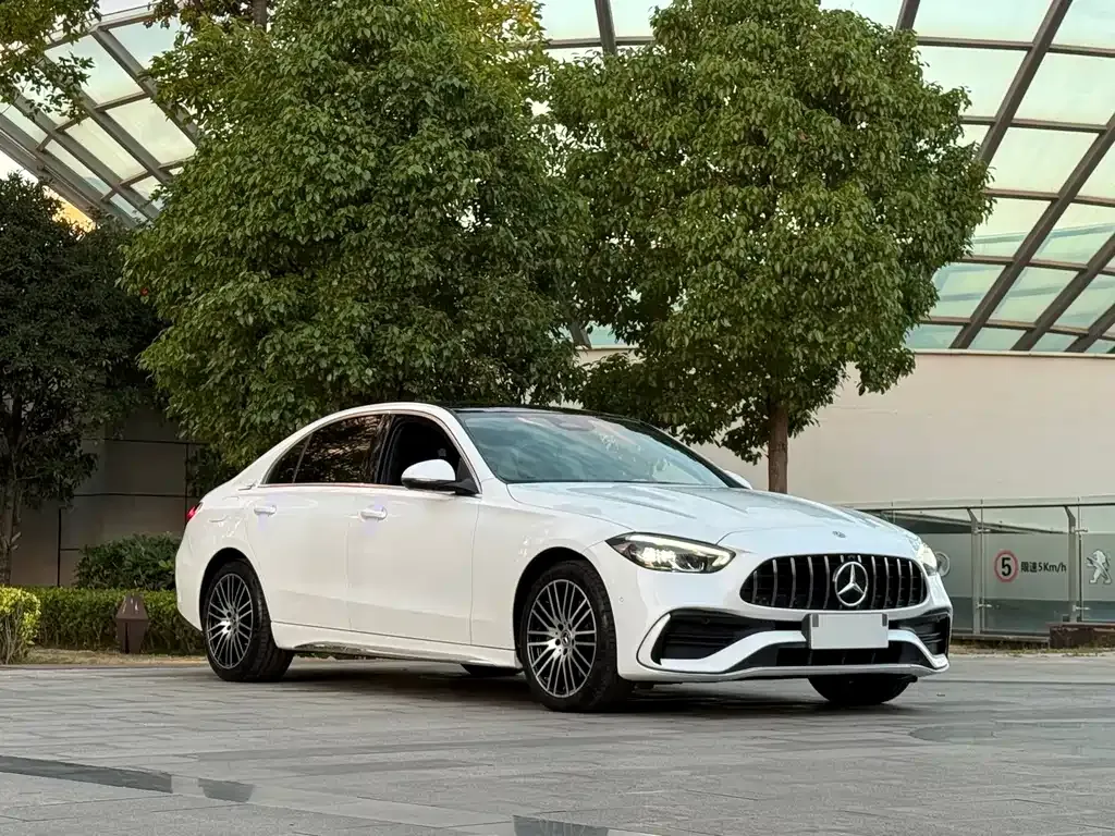 Mercedes-Benz C-Class — фото 10