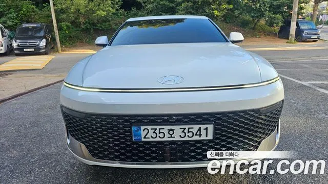 Hyundai Grandeur — фото 1