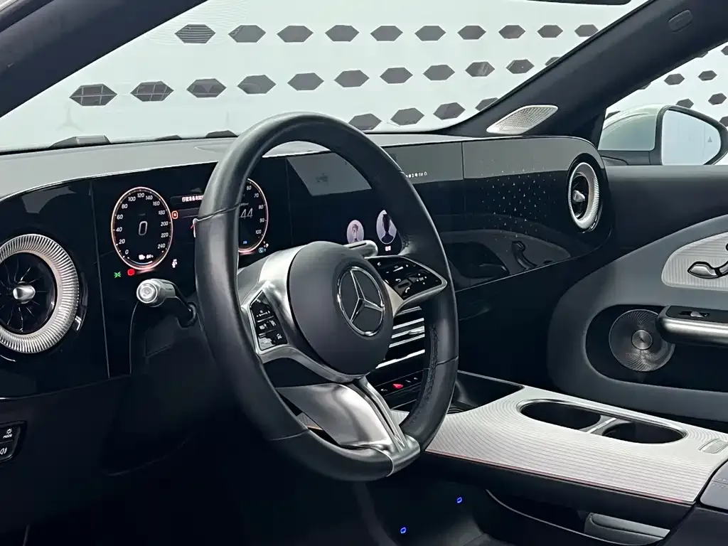 Mercedes-Benz CLA New Energy — фото 6
