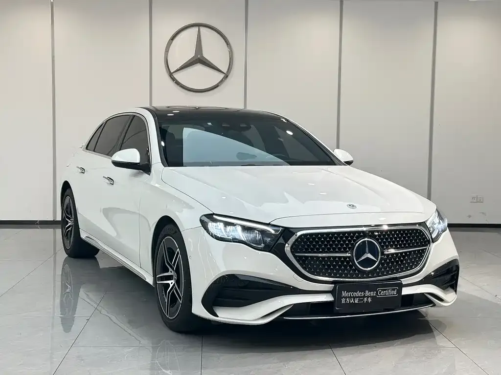 Mercedes-Benz E-Class — фото 10