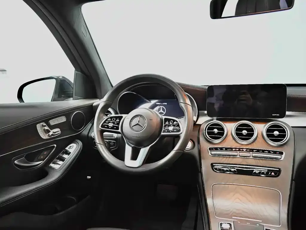 Mercedes-Benz GLC — фото 5