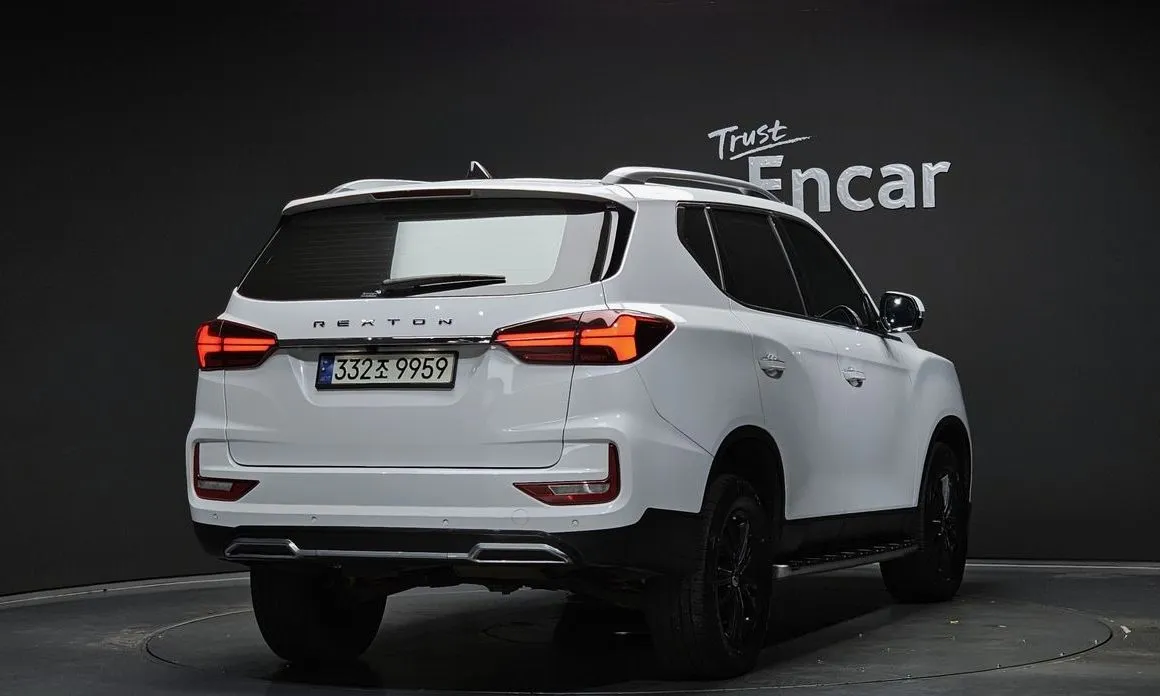 KG Mobility (Ssangyong) Rexton — фото 4