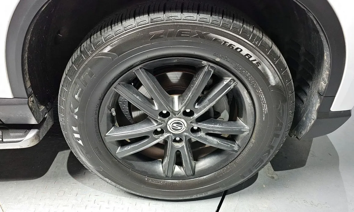 KG Mobility (Ssangyong) Rexton — фото 10