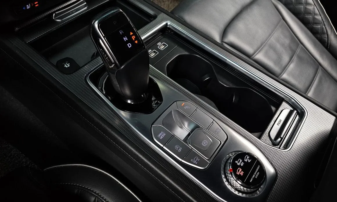 KG Mobility (Ssangyong) Rexton — фото 7