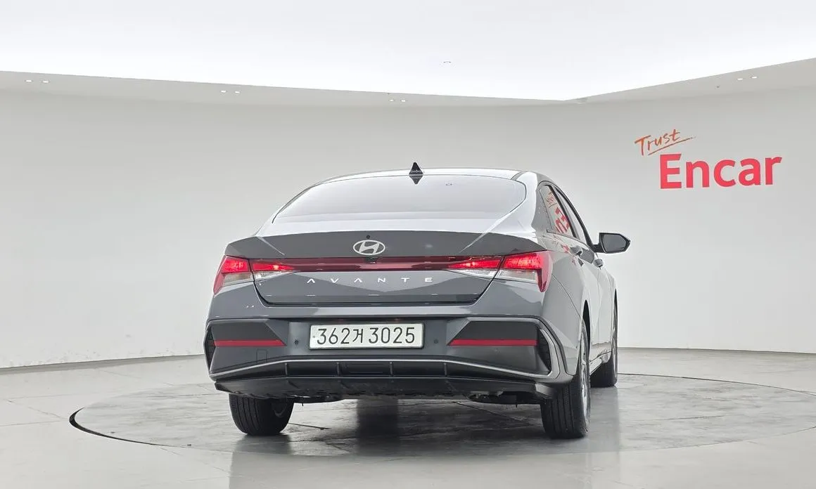 Hyundai AVANTE — фото 5