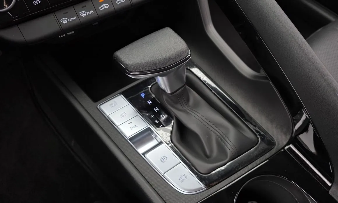 Hyundai AVANTE — фото 6