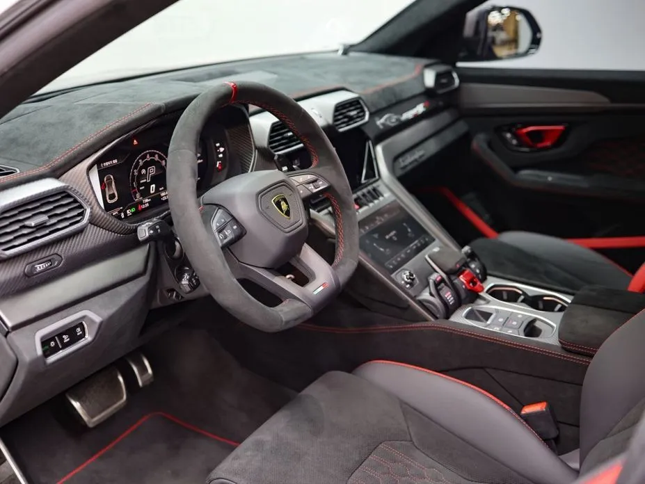 Lamborghini Urus — фото 2