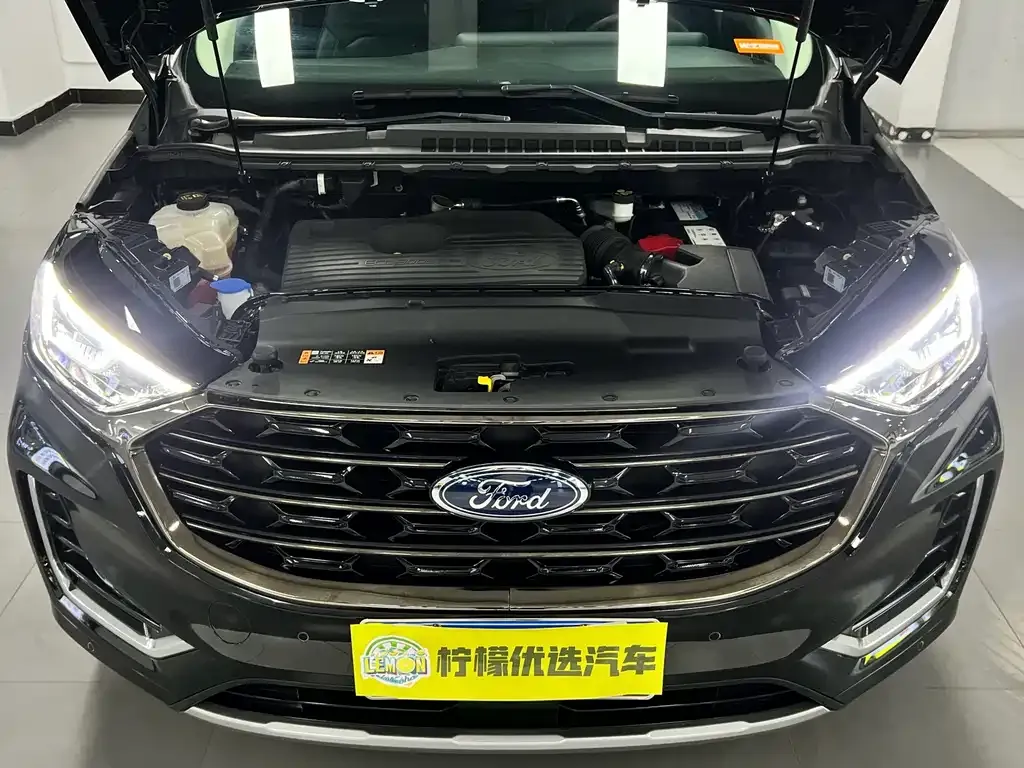 Ford Edge — фото 3