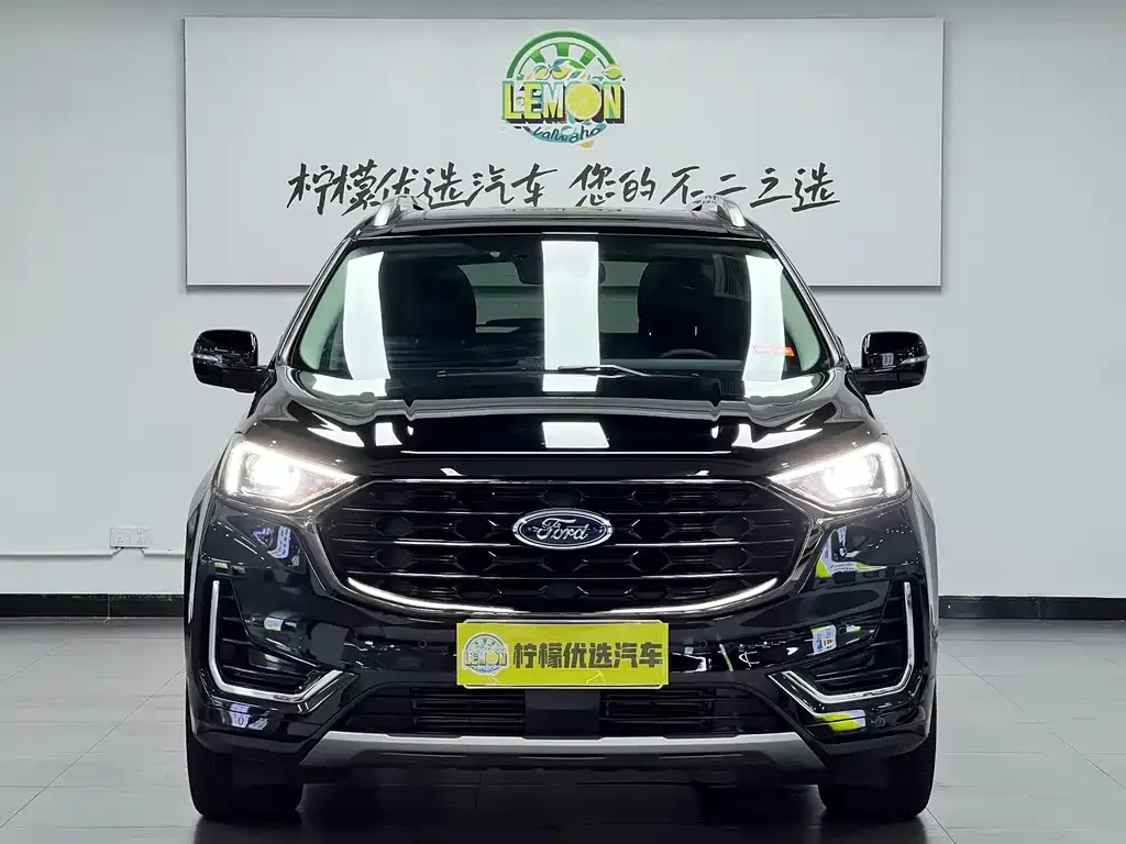 Ford Edge — фото 9