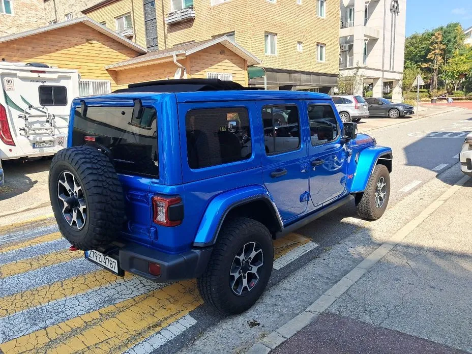 Jeep Wrangler — фото 4