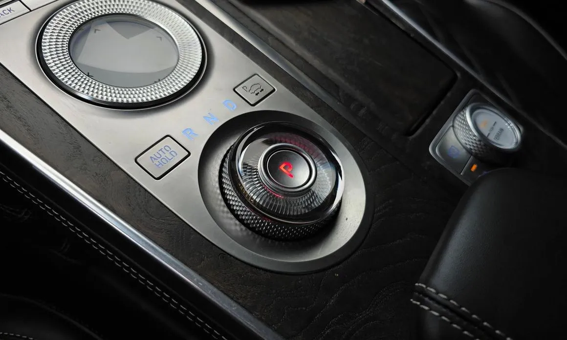 Genesis GV80 — фото 6
