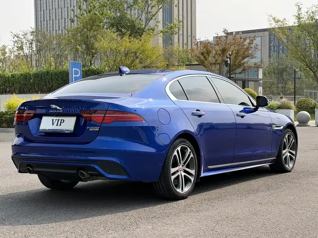 Jaguar XEL — фото 10