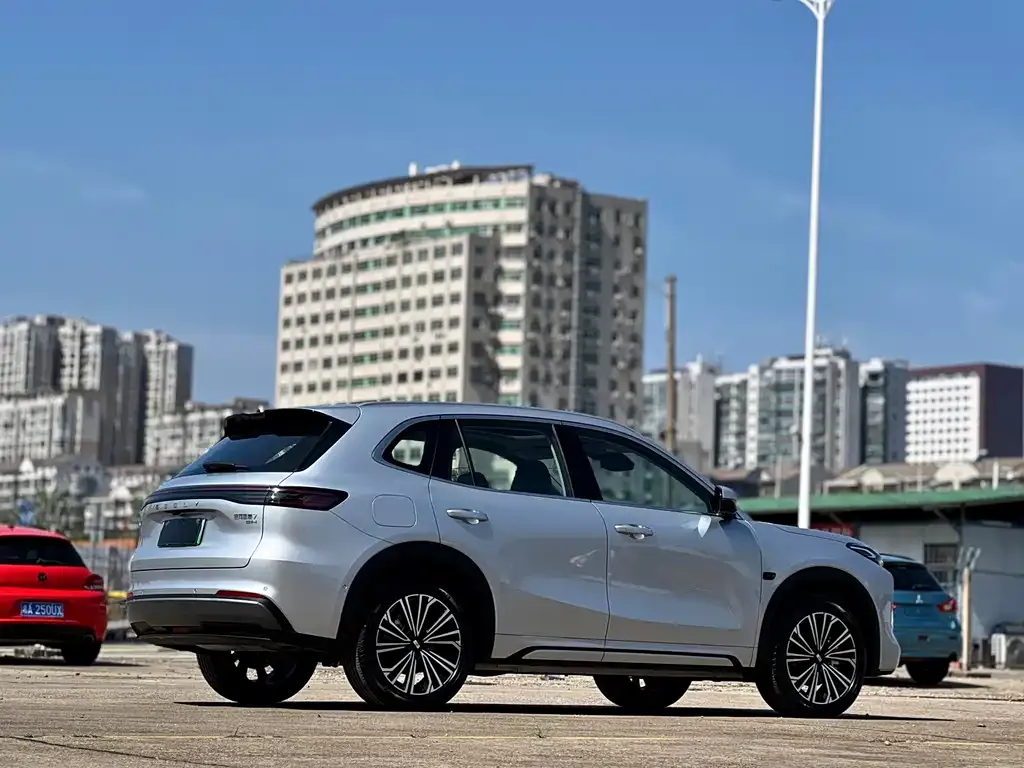 Geely Galaxy Xingjian 7 — фото 10