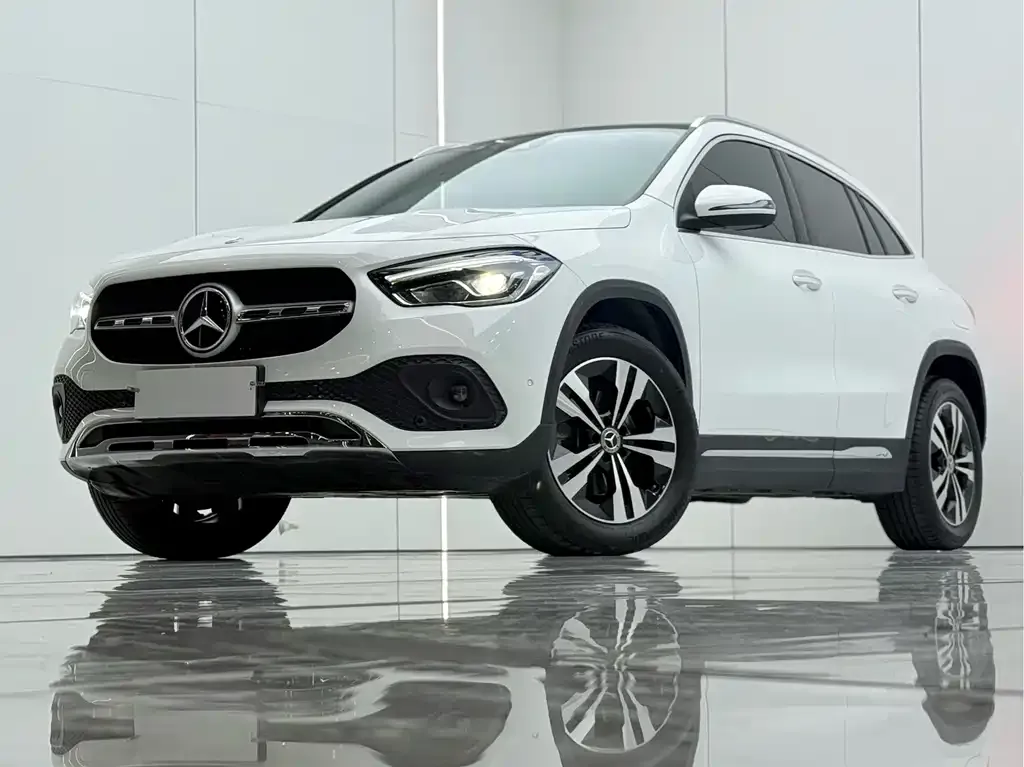 Mercedes-Benz GLA — фото 8