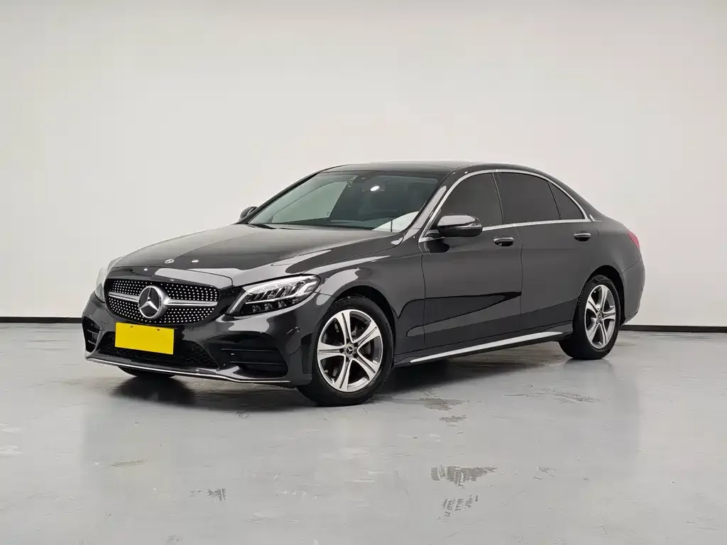 Mercedes-Benz C-Class — фото 1