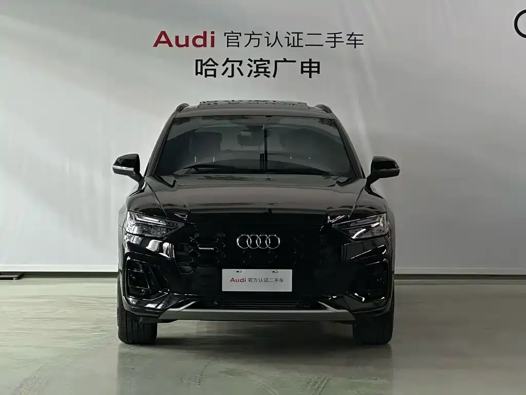 Audi Q5L — фото 5