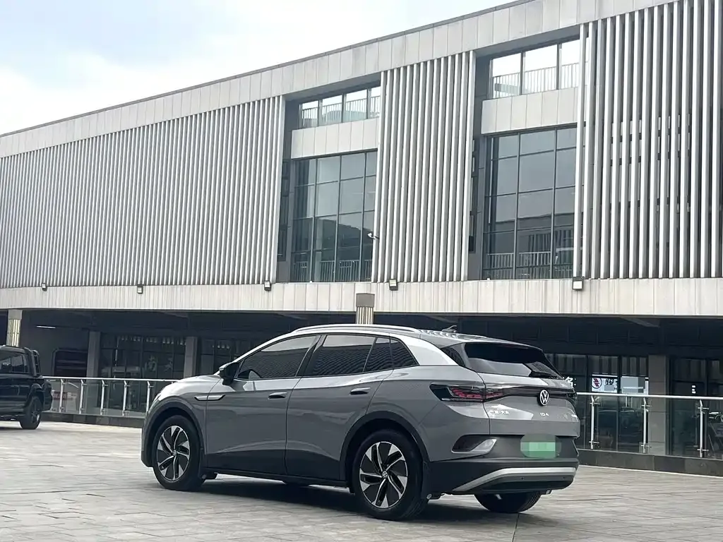 Volkswagen ID.4 Crozz — фото 9