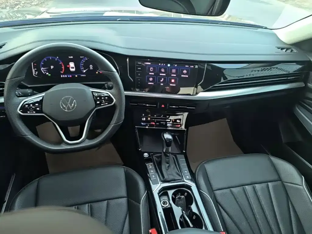 Volkswagen Passat — фото 8