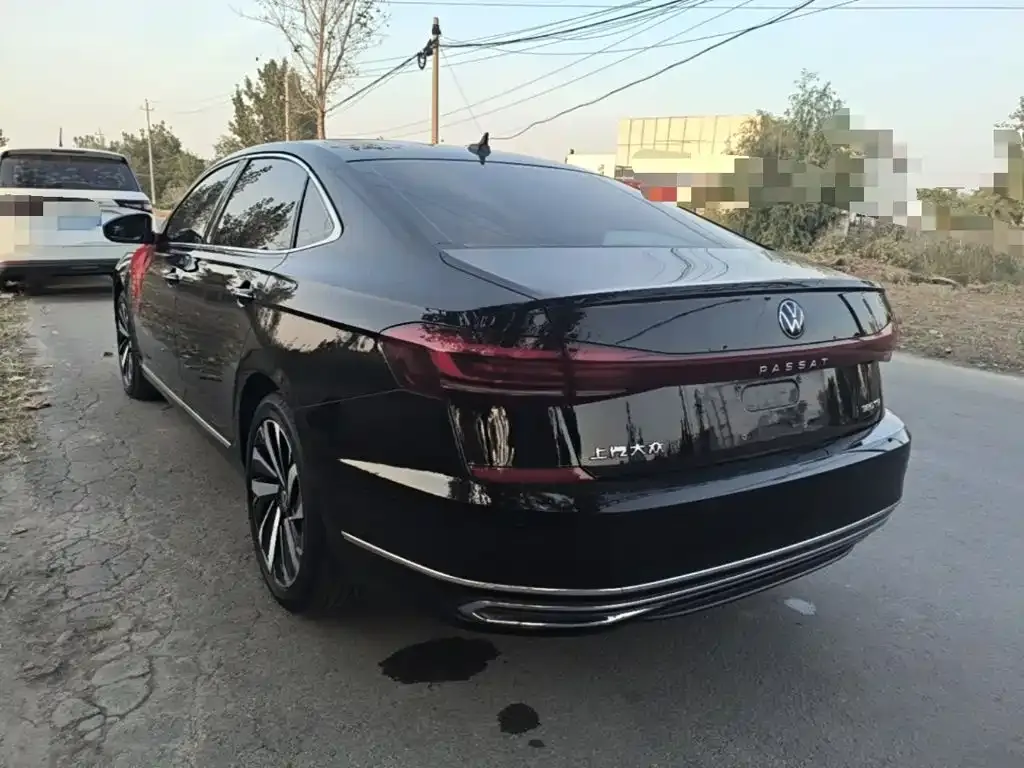 Volkswagen Passat — фото 9