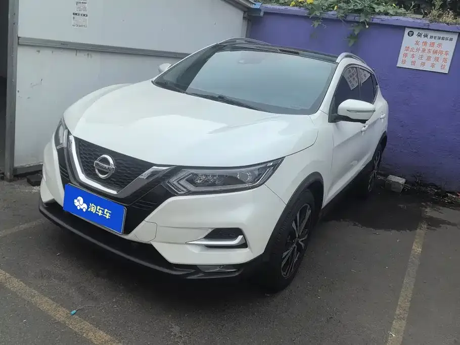 Nissan Qashqai — фото 1