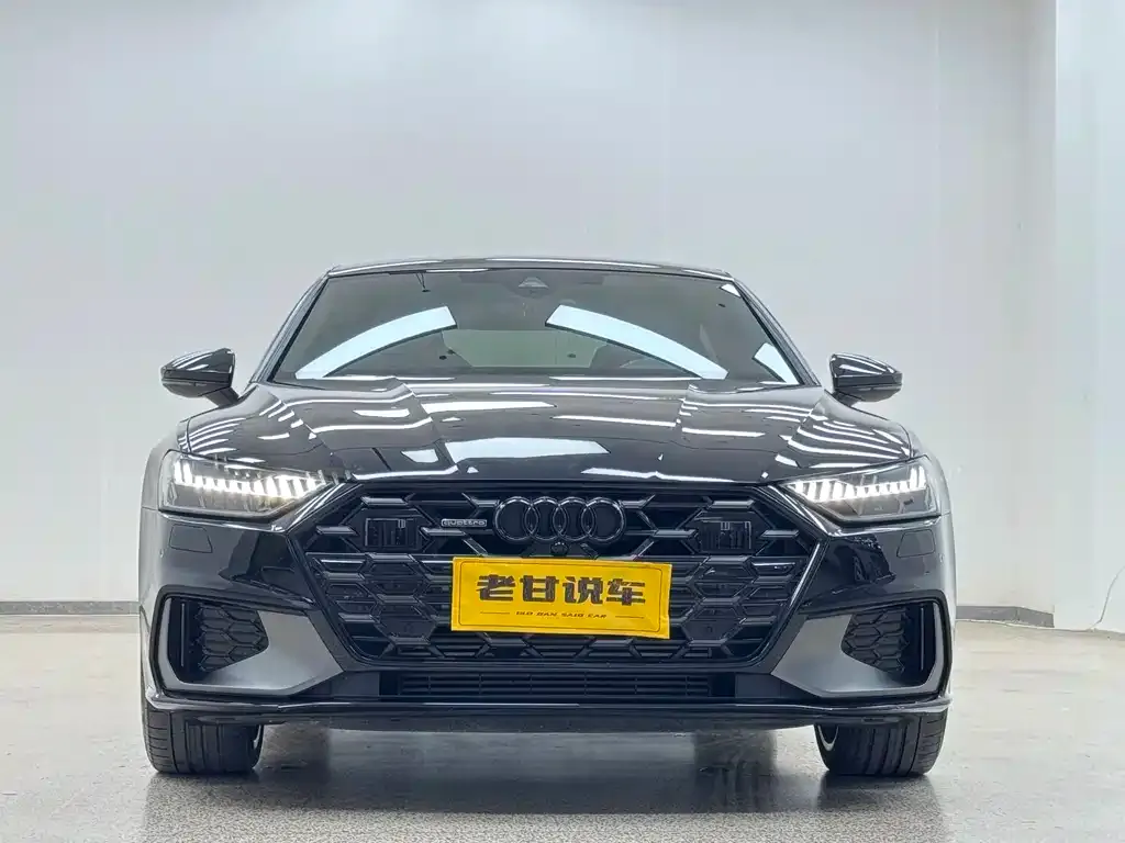 Audi A7L — фото 6