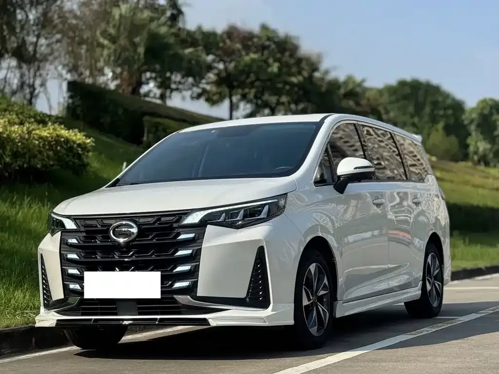 GAC Motor Trumpchi M6 — фото 1