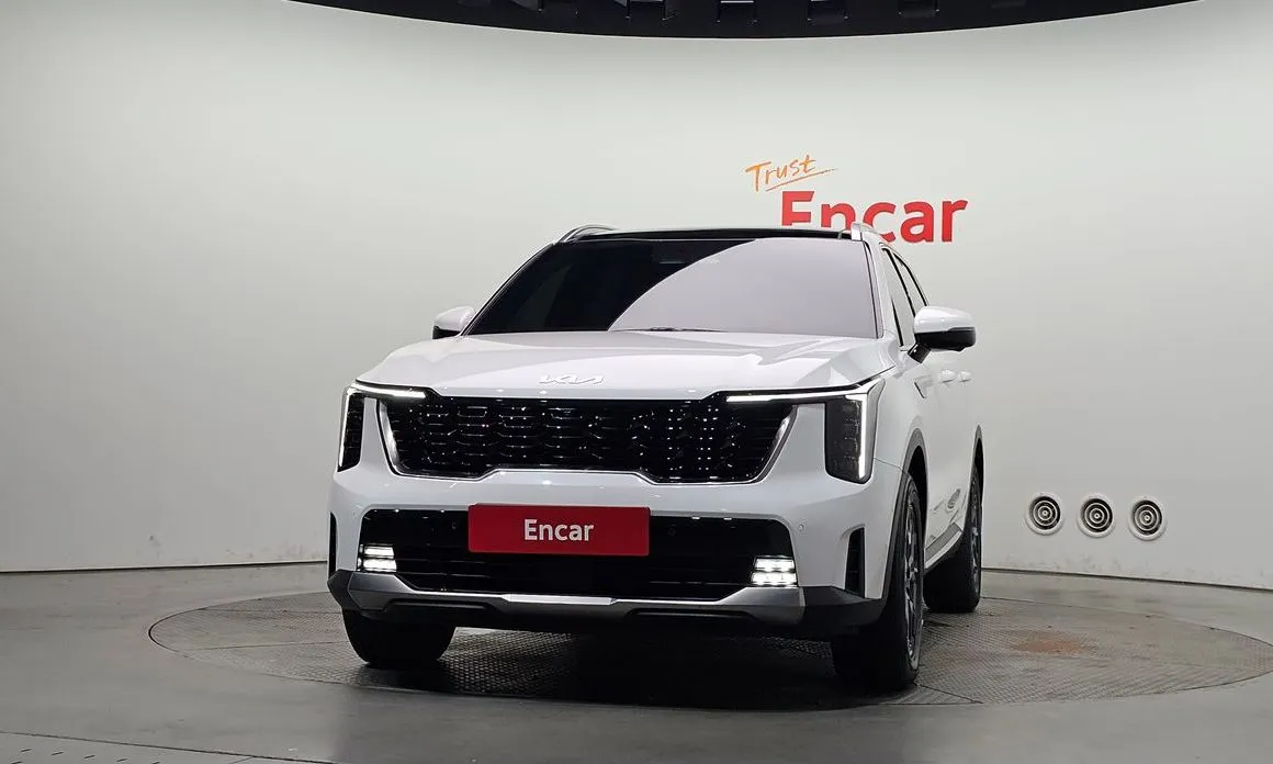 Kia Sorento — фото 6
