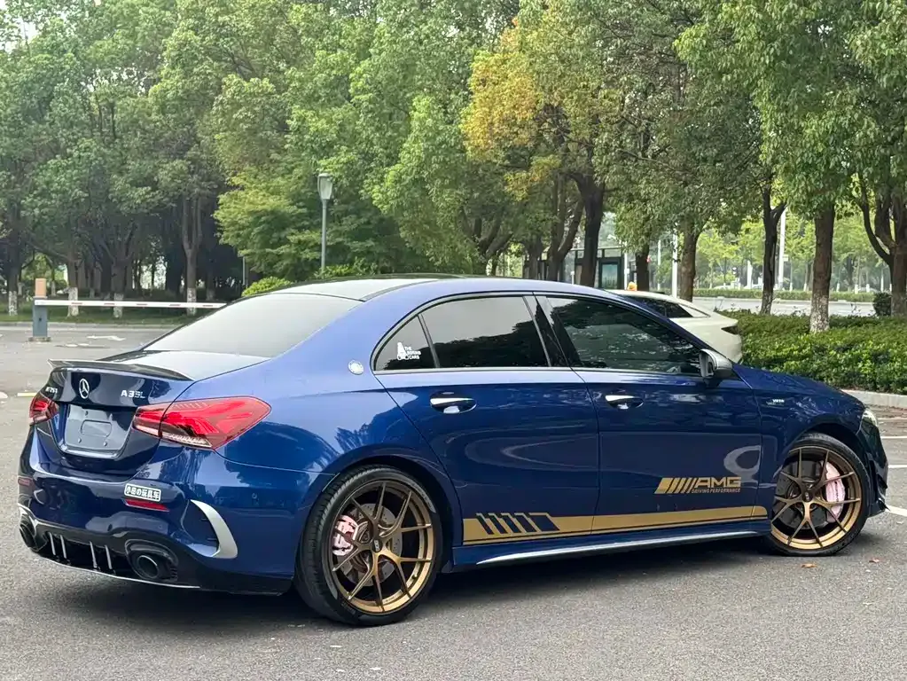 Mercedes-Benz A-Class AMG — фото 10