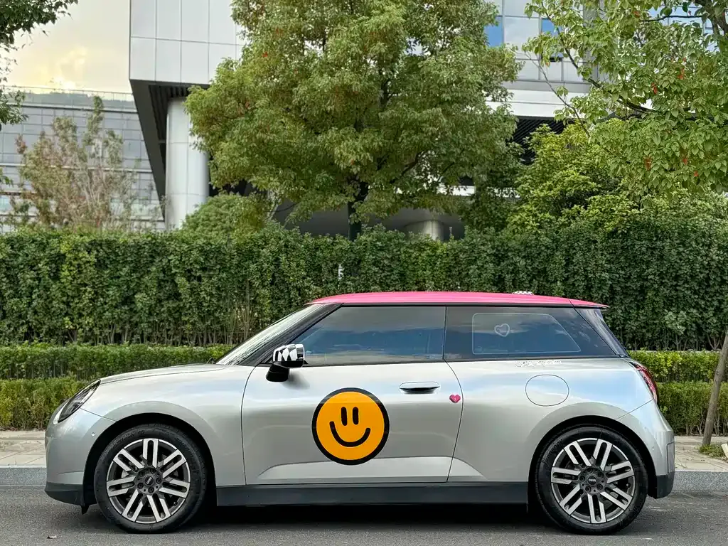MINI Cooper EV — фото 10