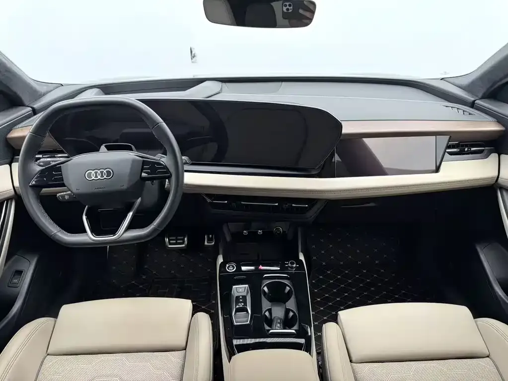 Audi Q6L e-tron — фото 3