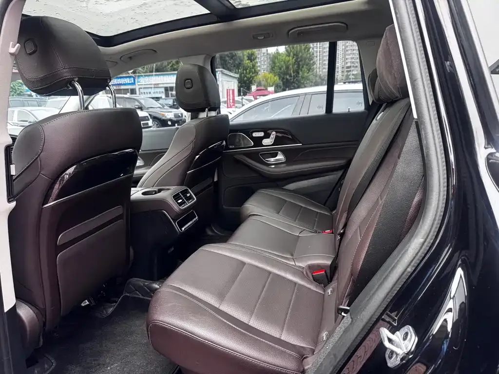 Mercedes-Benz GLS — фото 5