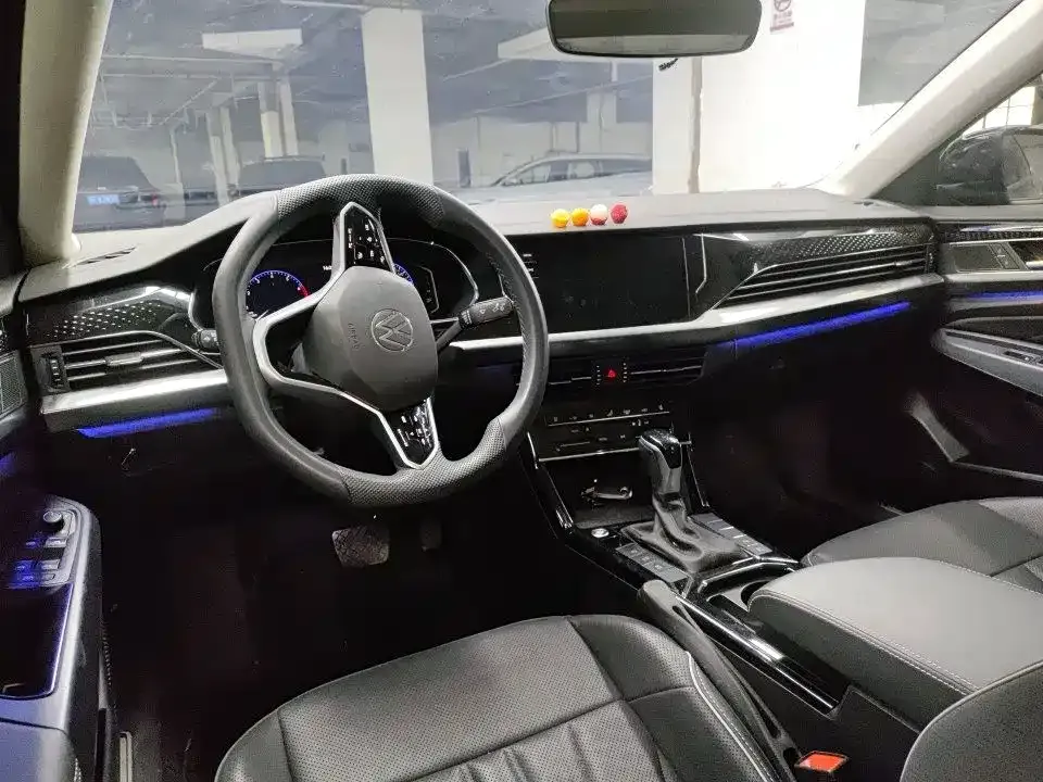 Volkswagen Passat — фото 7
