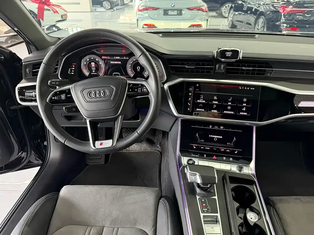 Audi A6L — фото 2