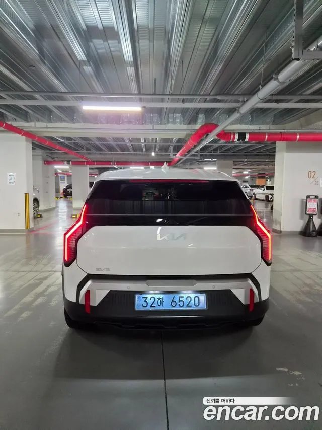 Kia EV3 — фото 6