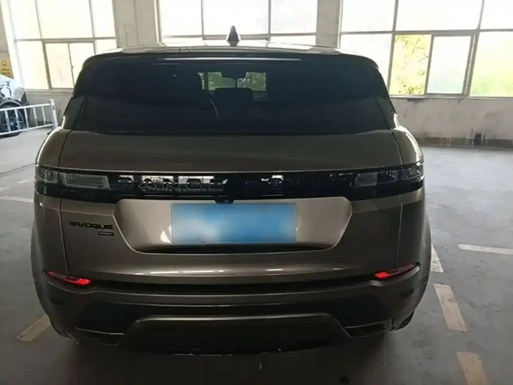 Land Rover Evoque — фото 7