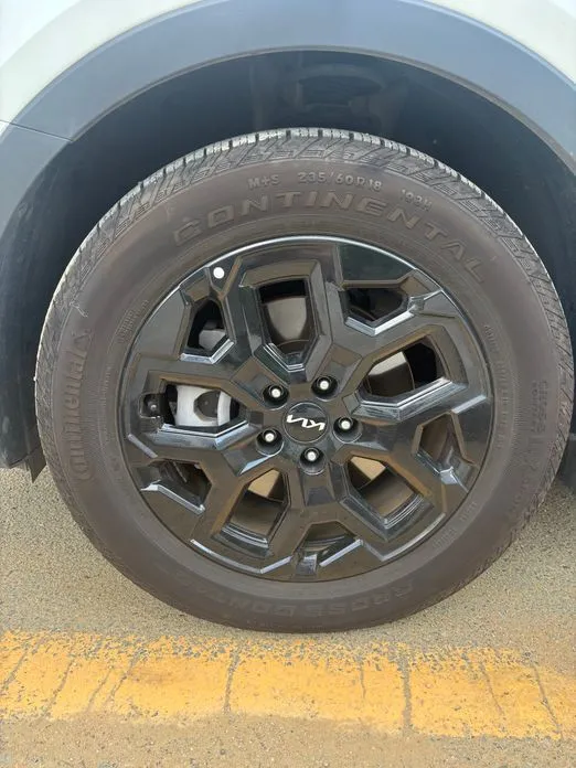 Kia Sorento — фото 8