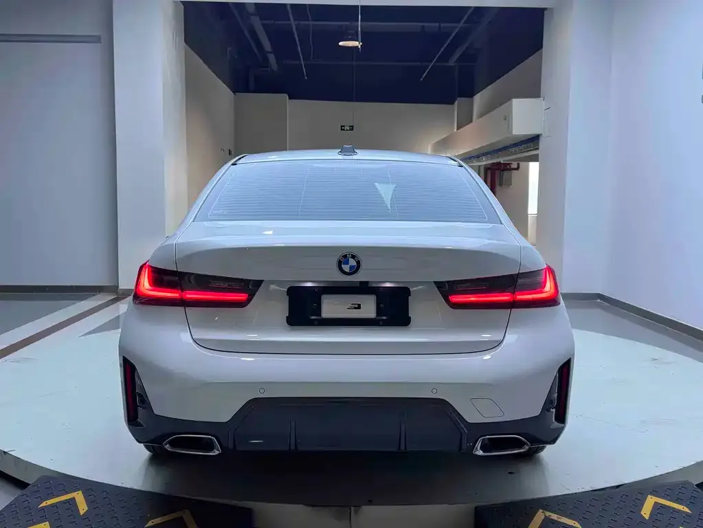 BMW 3 Series — фото 4