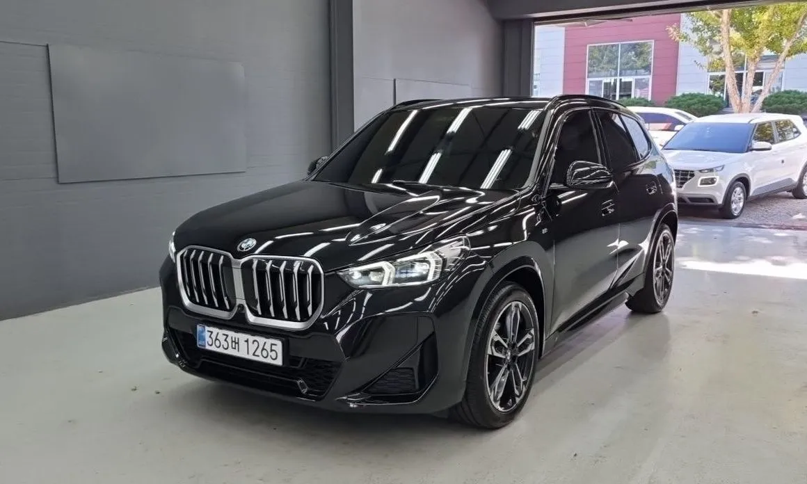 BMW X1 — фото 1