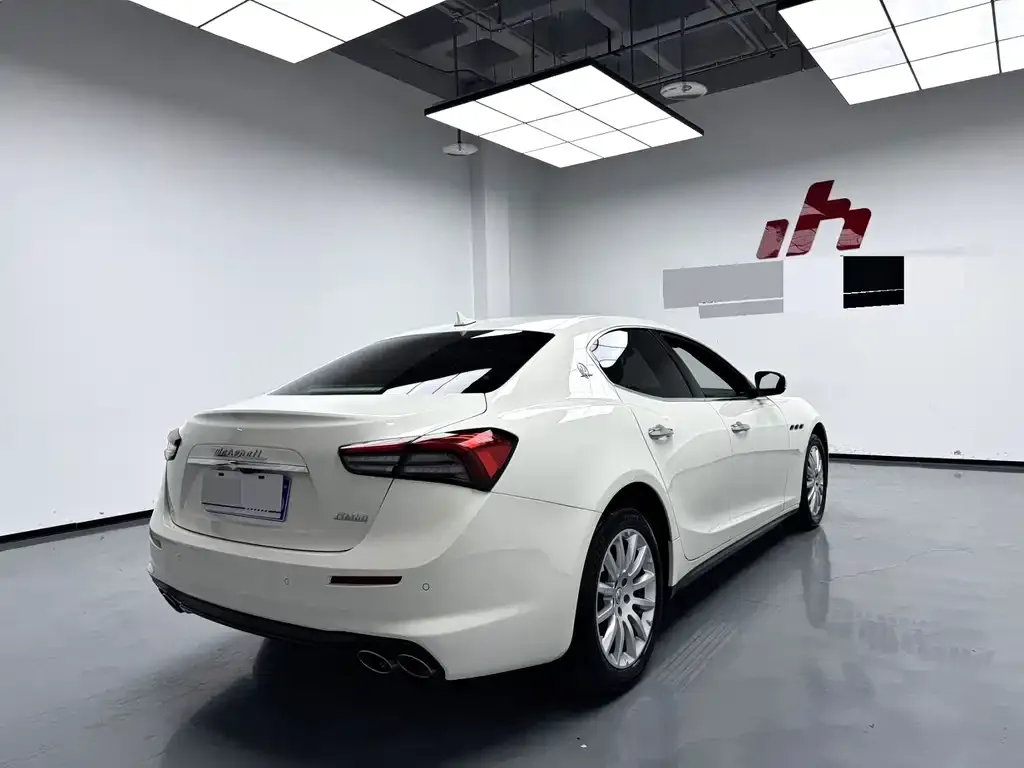 Maserati Ghibli — фото 4