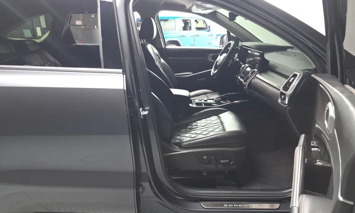Kia Sorento — фото 5