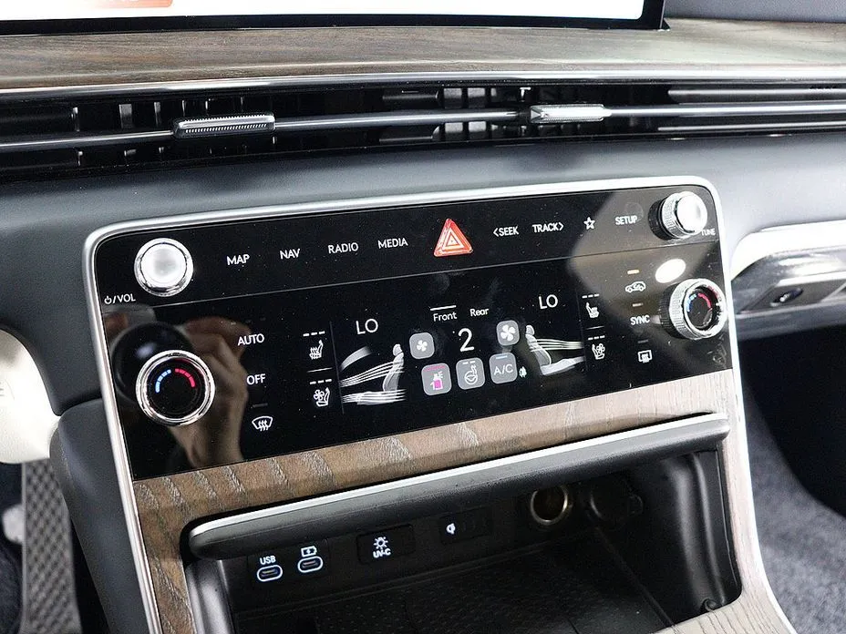 Genesis GV80 — фото 10