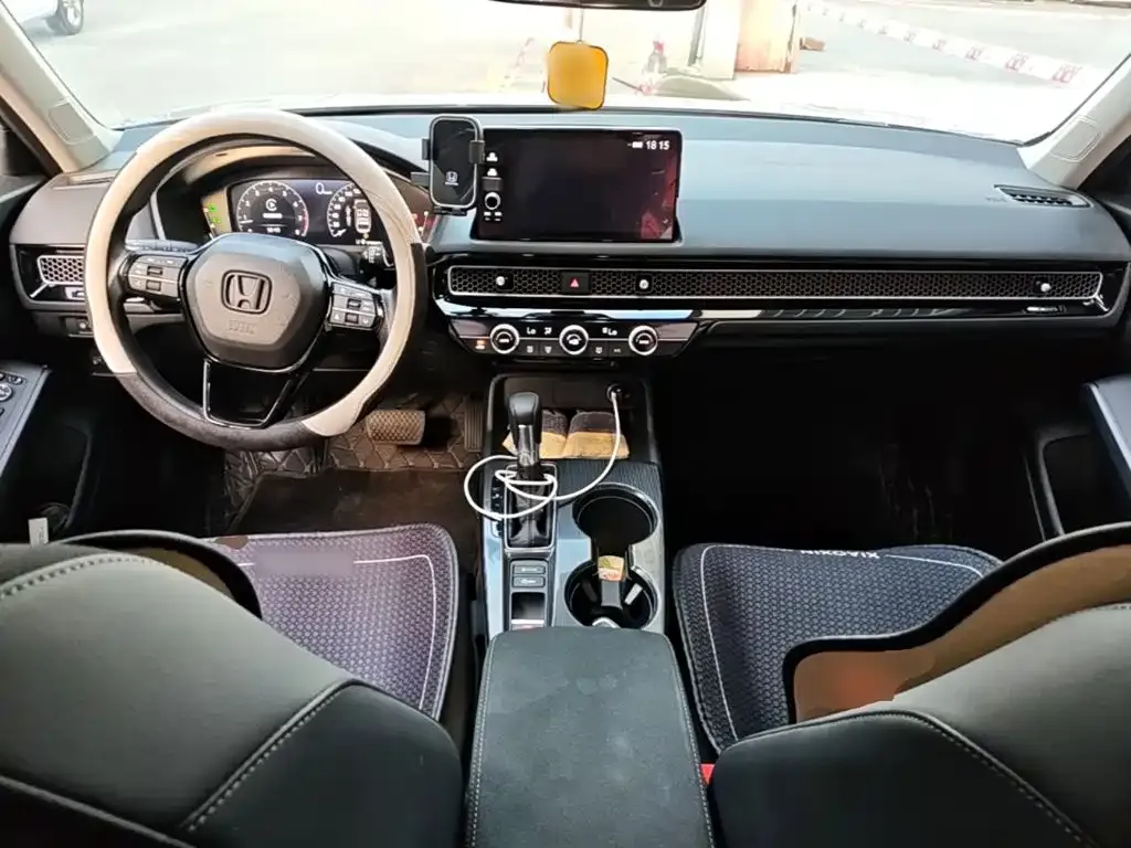 Honda Civic — фото 6