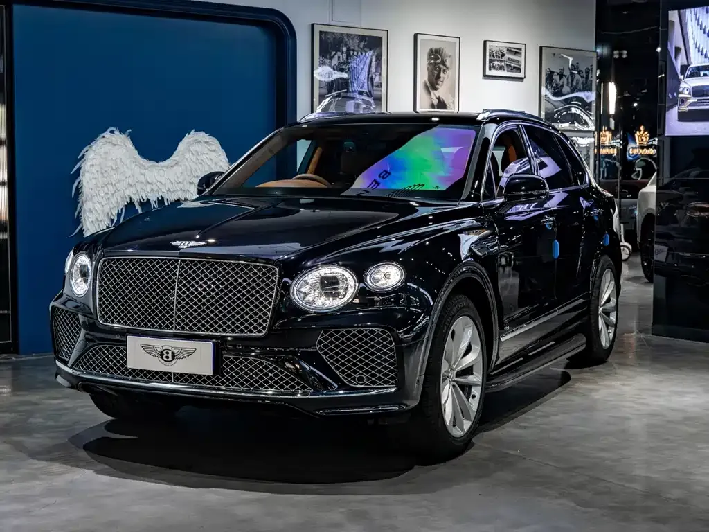 Bentley Bentayga — фото 1