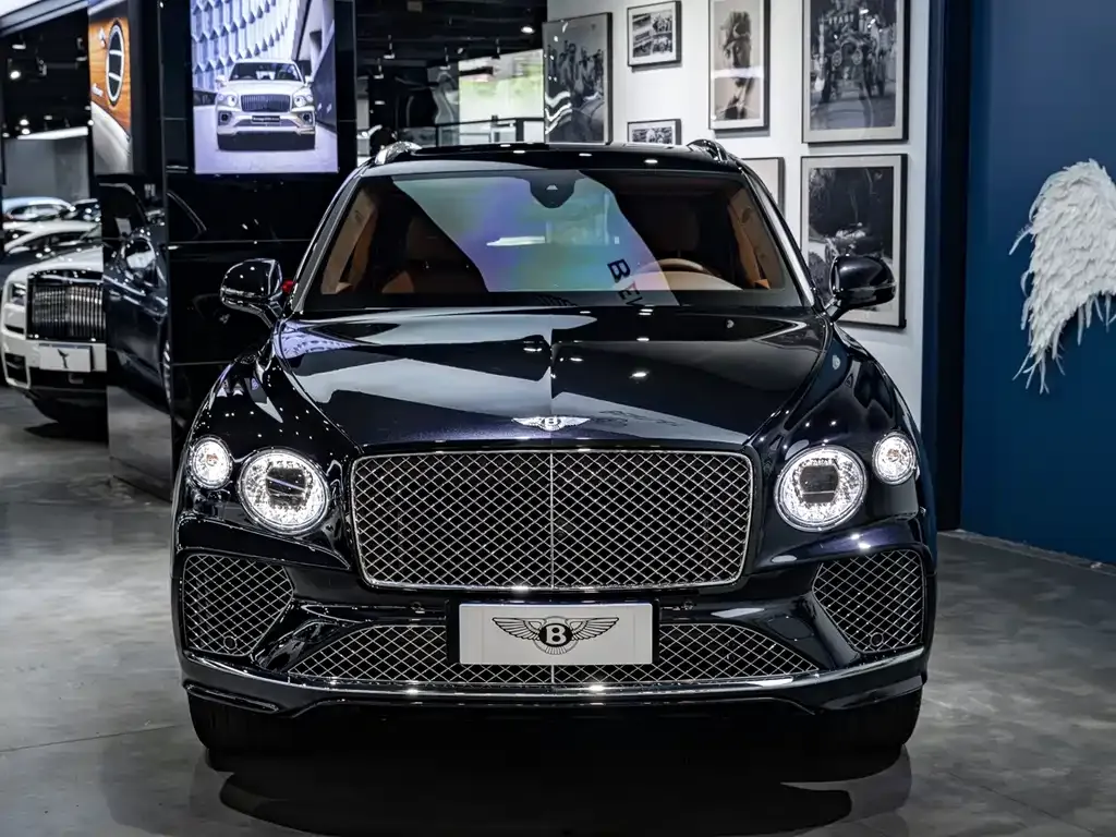 Bentley Bentayga — фото 4