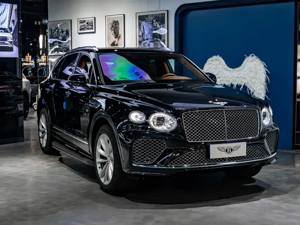 Bentley Bentayga — фото 8