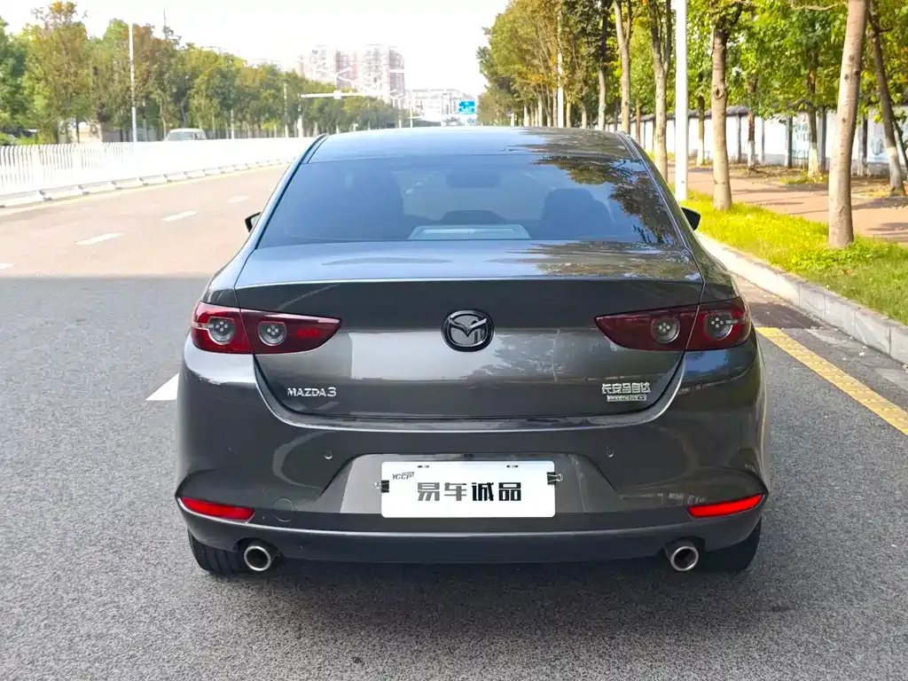 Mazda 3 Axela — фото 3