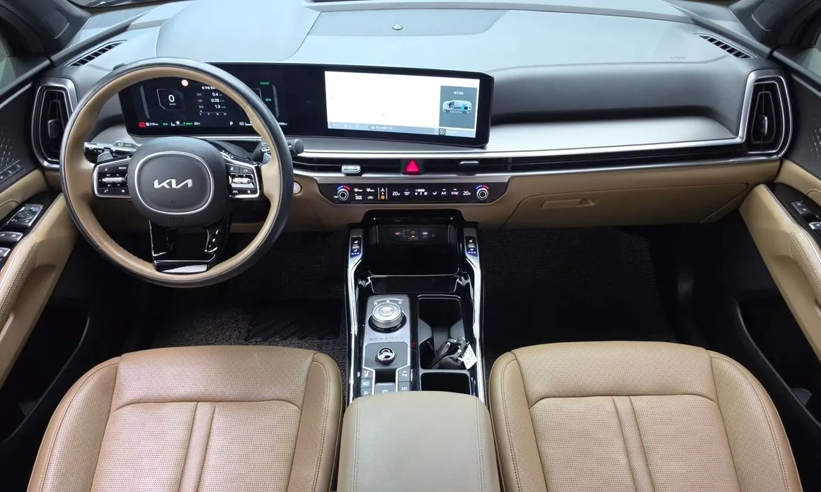 Kia Sorento — фото 10